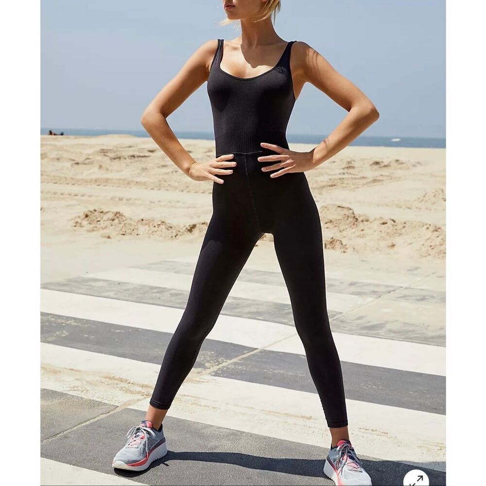 NWOT Free People Movement Good Karma Black Activewear Onesie Jumpsuit Romper M/L